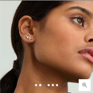 Mejuri Pearl Topaz Climbers Brand New with box